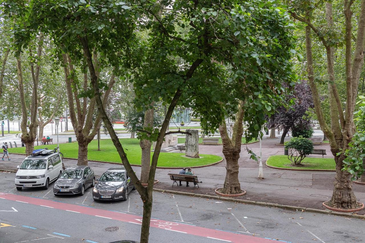 Park View Beautiful Apartment ビルバオ エクステリア 写真