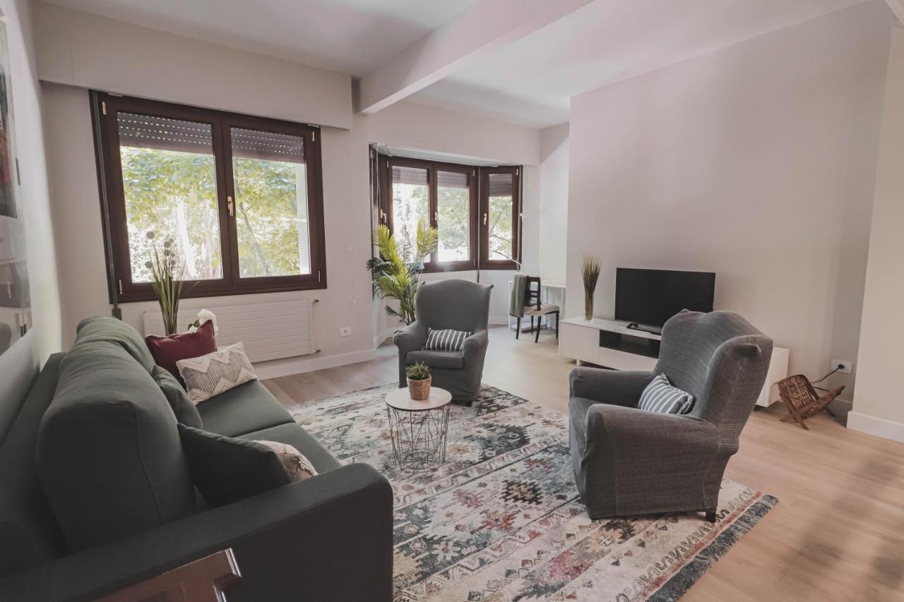 Park View Beautiful Apartment ビルバオ エクステリア 写真