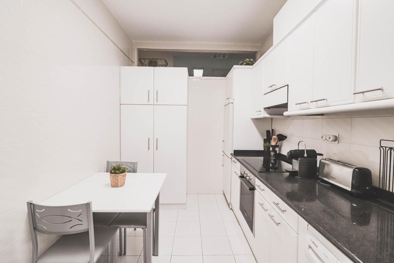 Park View Beautiful Apartment ビルバオ エクステリア 写真